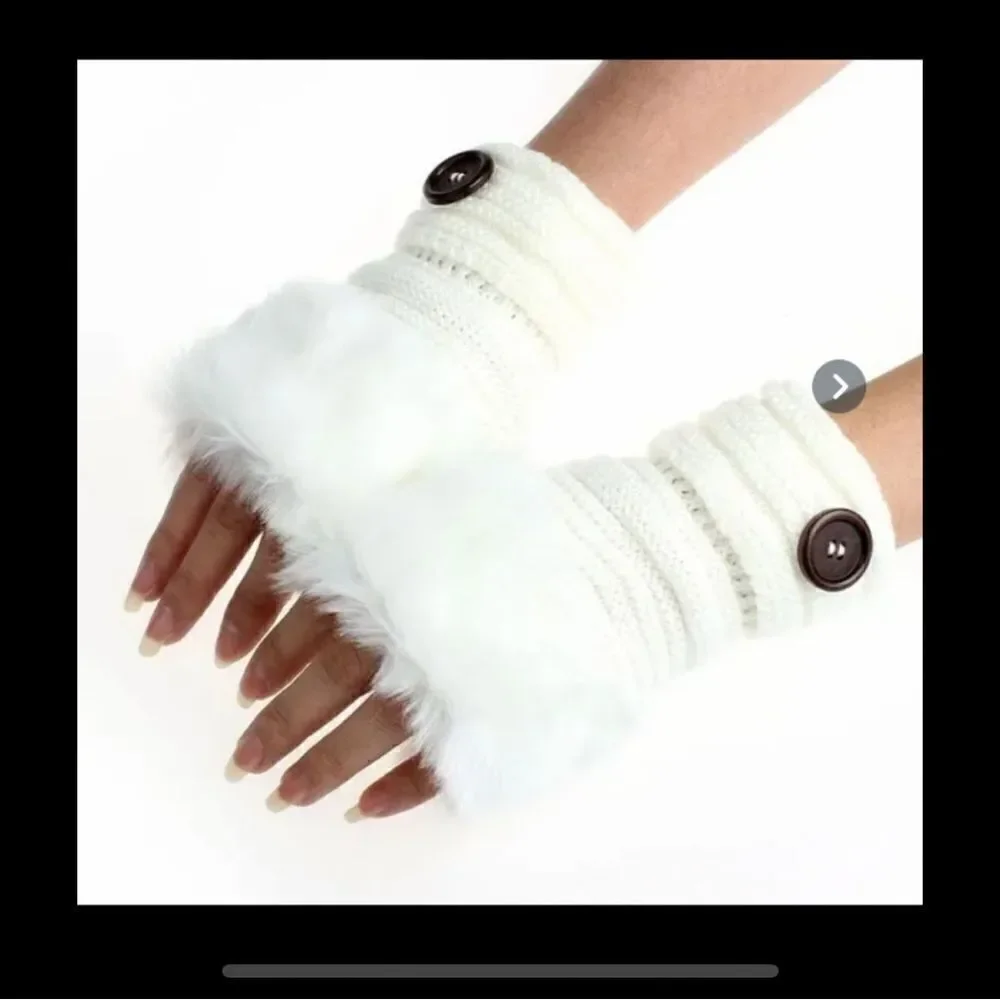 Fingerless,  knitted gloves faux rabbit fur super cute .